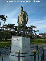 Monumento a Fausto Cardoso de Figueiredo. 