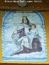 Cortijo de Torrequebrada. Azulejos de la Virgen sobre la entrada