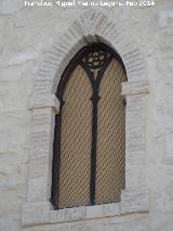 Iglesia de Ntra Sra de Gracia. Ventana alta de arco apuntado