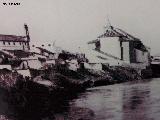 Ayuntamiento de Villanueva de la Reina. Inundaciones de 1963, a la izquierda