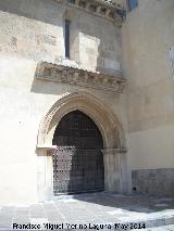 Iglesia de San Pedro. Portada lateral