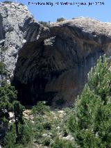 Cueva de la Iglesia de los Perros. 