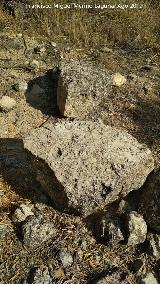 Cortijo de la Atalaya. Piedra de molino