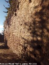 La Mota. Muralla del Arrabal Viejo. Lienzo entre el segundo quiebro y la Puerta Herrera