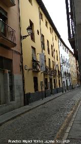 Calle Santiago. 