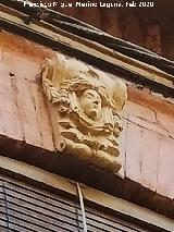 Casa de la Calle Real n� 27. Clave con rostro