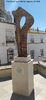 Escultura Testigo del Tiempo. 