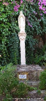 Monumento a la Virgen. 