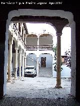 Palacio de Peaflor. Patio y escalera