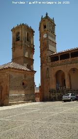 Plaza Mayor. Torre de la Trinidad y la Torre del Tardn