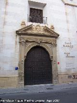 Iglesia de Santo Domingo. Portada