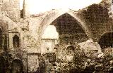 Santuario de la Virgen de la Cabeza. Interior del Santuario al terminar el asedio en mayo de 1937