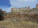 Almena. Almenas piramidales. Castillo del Berrueco