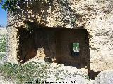 Necrpolis de la Cueva de la Va Sacra. 