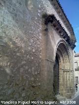 Iglesia de la Santa Cruz. Portada Sur