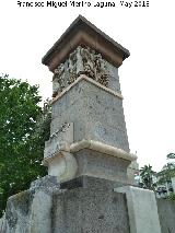 Monumento a Julio Romero de Torres. 