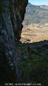 Cerro Alto de la Serrezuela. Paredes