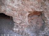 Aljibe romano del Cerro Maquiz. Huecos en la pared