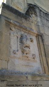 Iglesia de Santa Mara. Relieve de la fachada