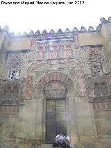 Mezquita Catedral. Puerta de San Nicols. 