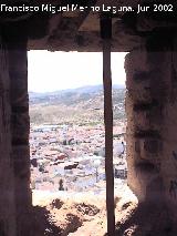 Castillo de los Duques de Alburquerque. Huelma desde la ventana inferior de la fachada