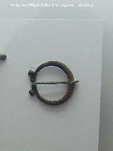 Baelo Claudia. Necrpolis. Hebilla de cinturn. Hierro con aguja de bronce. Siglos I-II d.C. Museo de Baelo Claudia