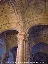 Iglesia de la Inmaculada. Columna