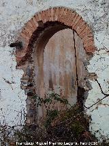 Ermita de Jabalcuz. Ventana izquierda