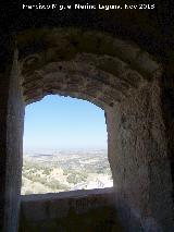 Castillo de La Guardia. Torre del Homenaje. Ventana con casetones