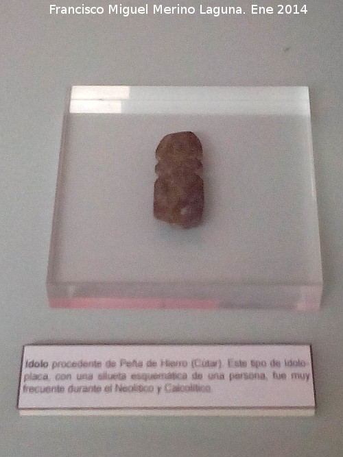 Cerro de la Pea del Hierro - Cerro de la Pea del Hierro. dolo. Museo arqueolgico de Vlez-Mlaga