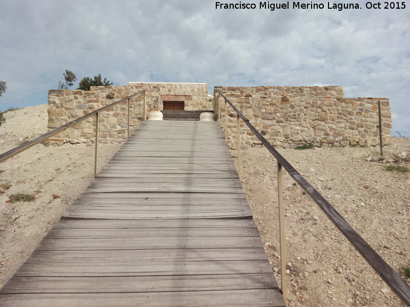 Torreparedones. Santuario Ibero - Torreparedones. Santuario Ibero. Rampa