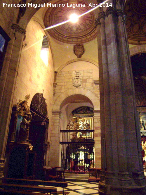 Iglesia de Santa Mara. Capilla de los Reinoso - Iglesia de Santa Mara. Capilla de los Reinoso. 