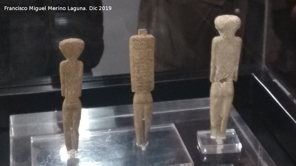 Marroques Bajos. Yacimiento de la Ciudad de la Justicia - Marroques Bajos. Yacimiento de la Ciudad de la Justicia. Idolillos