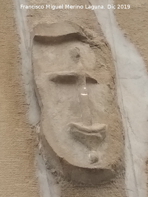 Casa de la Calle Gracia n 12 - Casa de la Calle Gracia n 12. Cruz