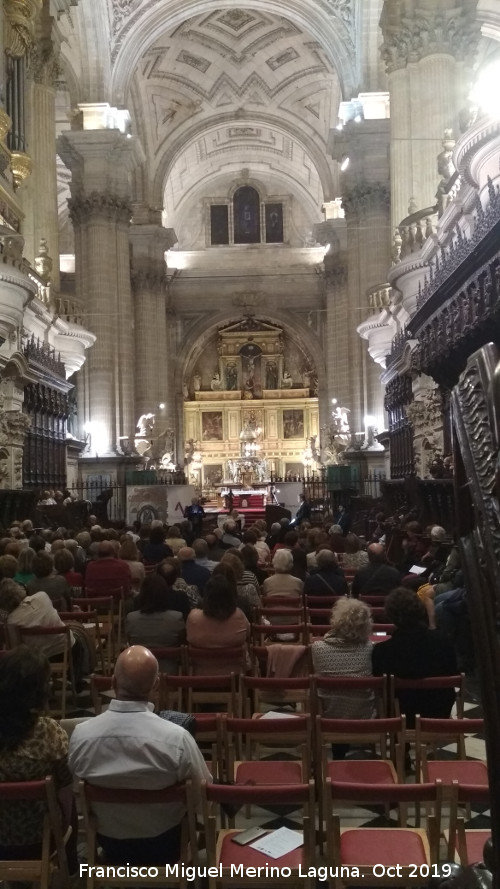 Catedral de Jan. Nave Central - Catedral de Jan. Nave Central. Concierto