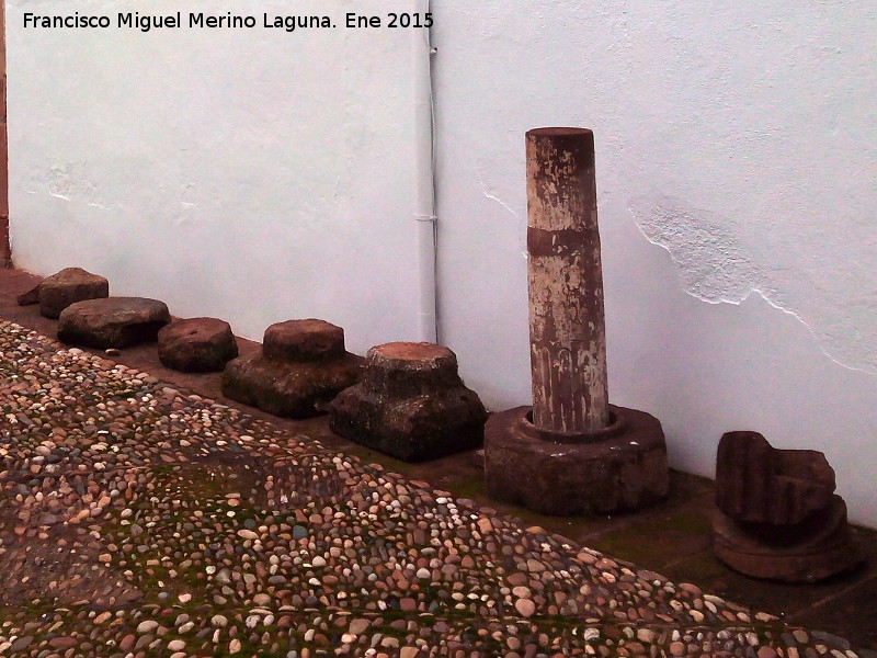 Museo Arqueolgico de Montoro - Museo Arqueolgico de Montoro. Basas y columnas