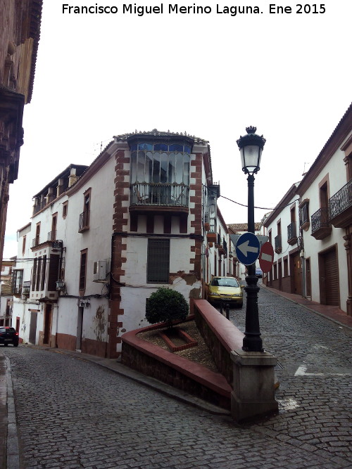 Calle Santos Isasa - Calle Santos Isasa. Interseccin con la Calle Salazar