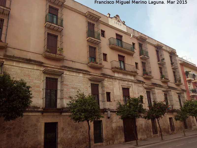 Edificio de la Avenida Fernando Pallars n 2 - Edificio de la Avenida Fernando Pallars n 2. Fachada