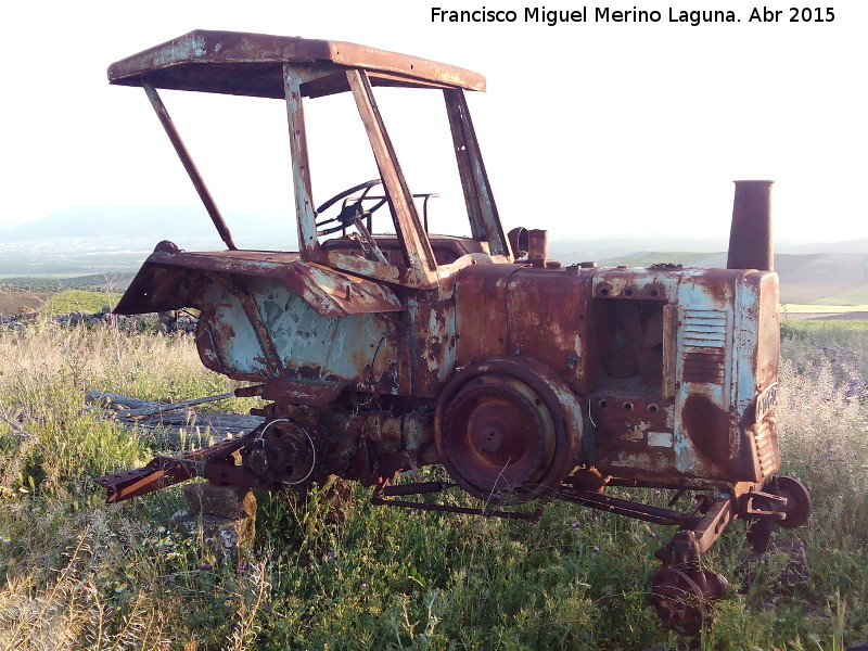 Maqunaria antigua de Almenara - Maqunaria antigua de Almenara. Tractor