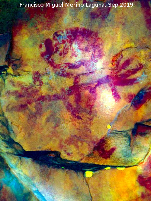 Pinturas rupestres de la Graja de Miranda I - Pinturas rupestres de la Graja de Miranda I. Tratada con Dstretch