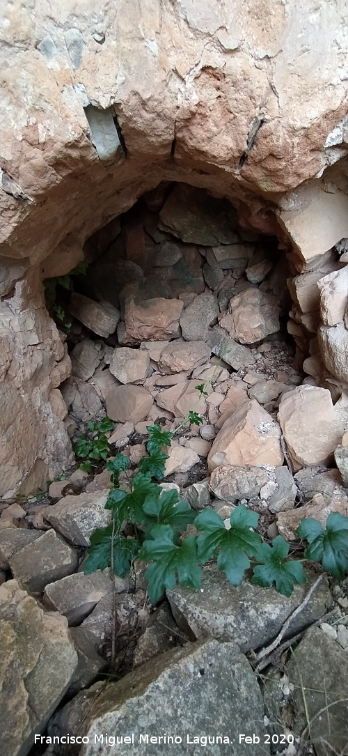 Castillo del Poyato - Castillo del Poyato. B�veda de medio ca��n ligeramente apuntada