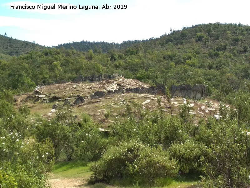 Dolmen del Pozuelo III - Dolmen del Pozuelo III. Dolmen 4 y 3