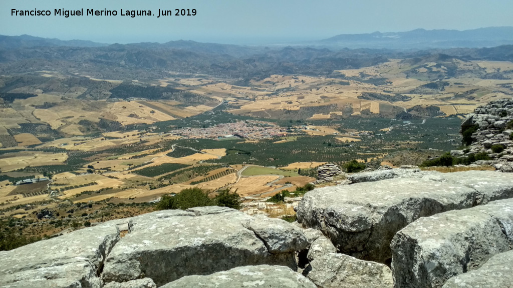 Villanueva de la Concepcin - Villanueva de la Concepcin. Desde el Torcal de Antequera