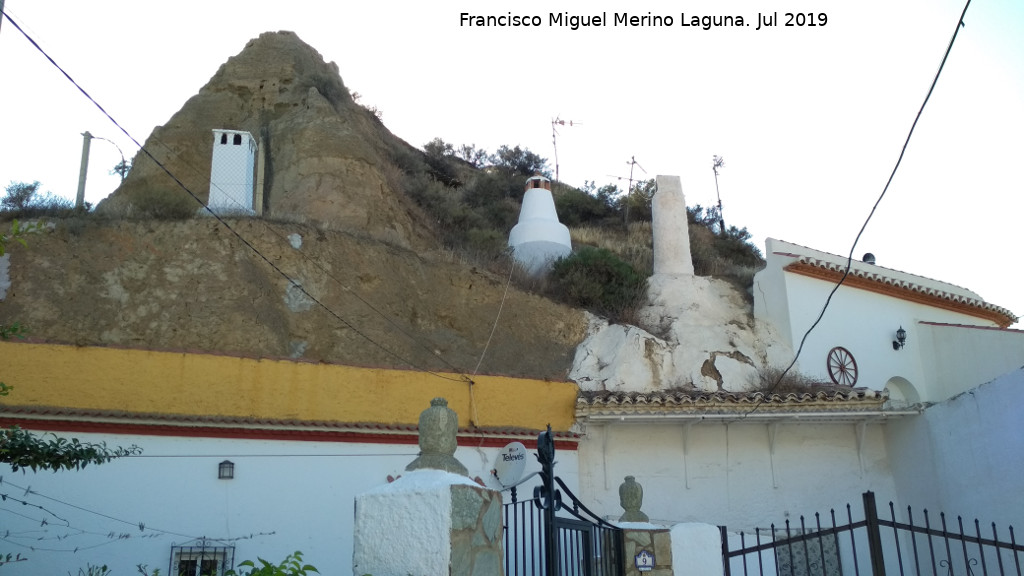 Purullena - Purullena. Chimeneas de las casas cueva