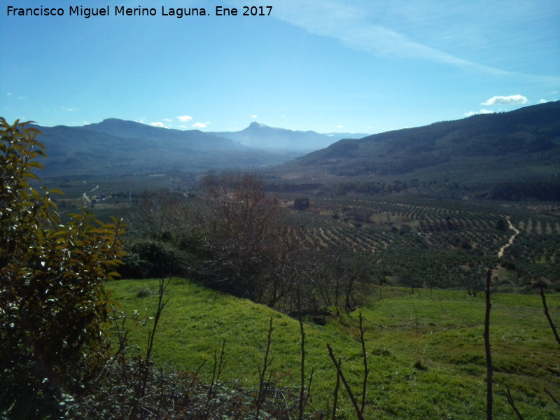 Mirador de Fuente Larga - Mirador de Fuente Larga. Vistas hacia el Yelmo