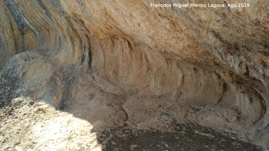 Pinturas rupestres y petroglifos Cueva del Clarillo - Pinturas rupestres y petroglifos Cueva del Clarillo. Abrigo