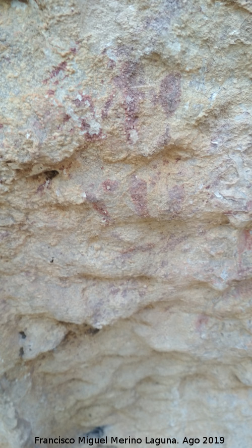 Pinturas rupestres y petroglifos Cueva del Clarillo - Pinturas rupestres y petroglifos Cueva del Clarillo. Mano inferior