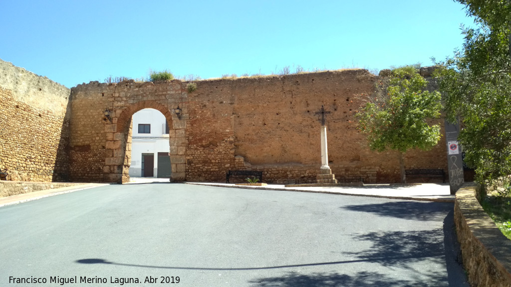 Muralla de Niebla. Puerta del Buey - Muralla de Niebla. Puerta del Buey. Portillo abierto para el trfico