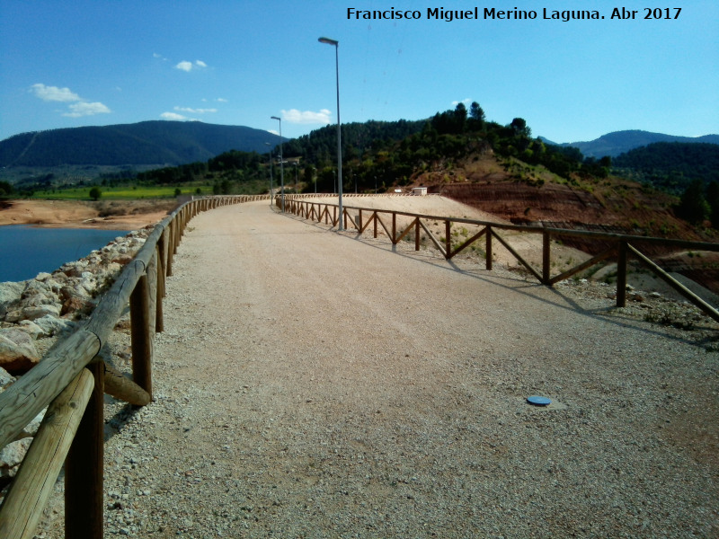 Pantano de Siles - Pantano de Siles. Presa