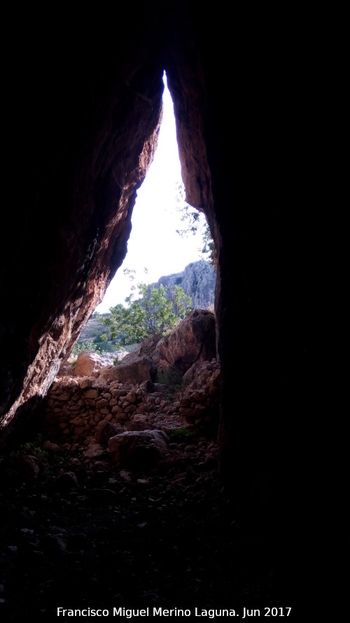 Cueva Aprisco del Frontn - Cueva Aprisco del Frontn. Desde el interior